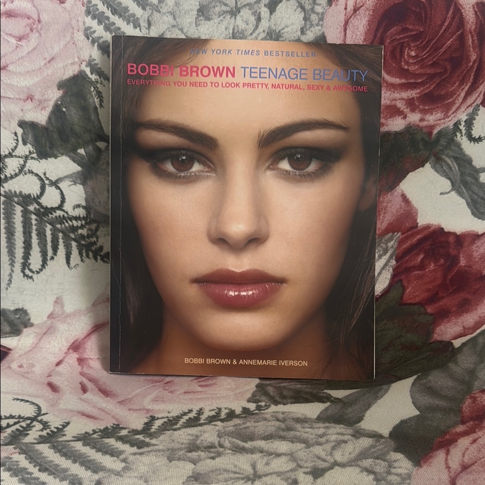 Bobbi Brown Teenage Beauty Makeup Book 3 piece Bundle !